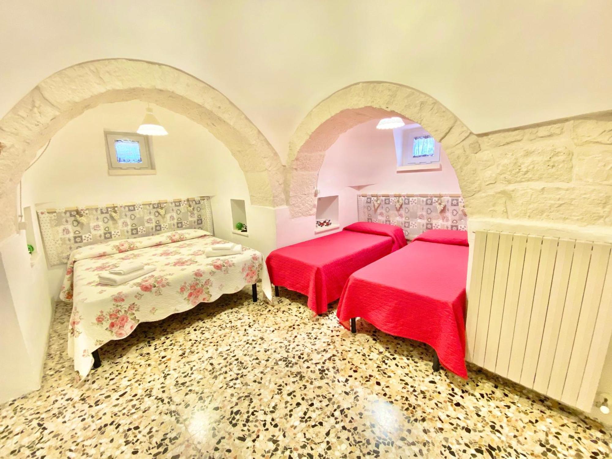 Trulli Fenice Martina Franca Oda fotoğraf